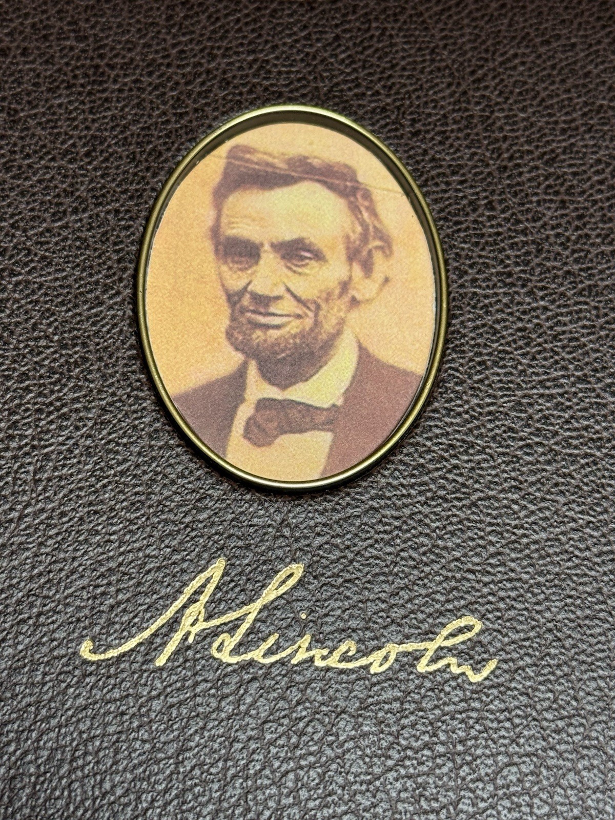 2009-P Lincoln Coin & Chronicles Set w/ Commemorative Silver Proof Dollar Cents