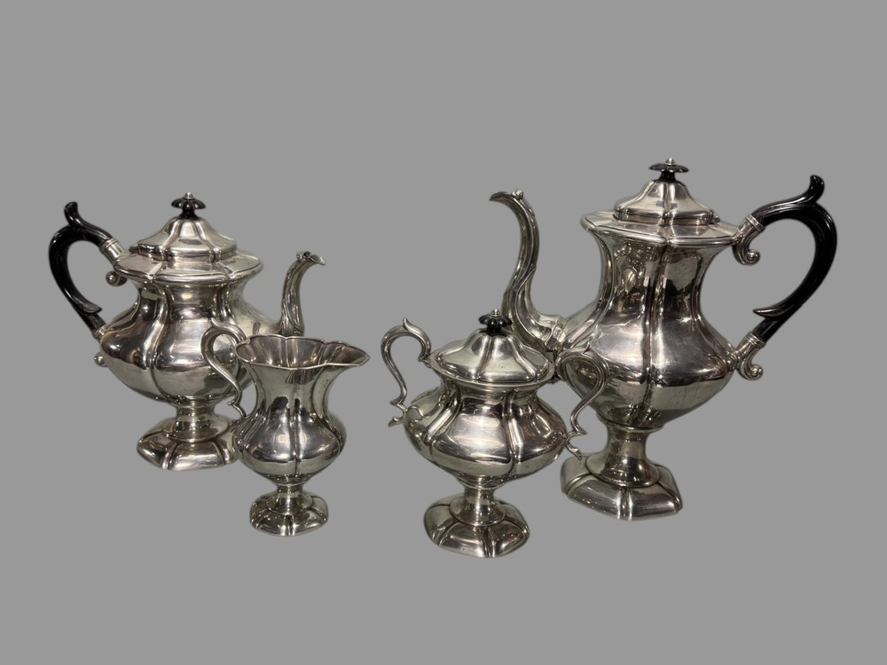Antique Victorian Reed & Barton 4 Piece Silverplate Tea Set
