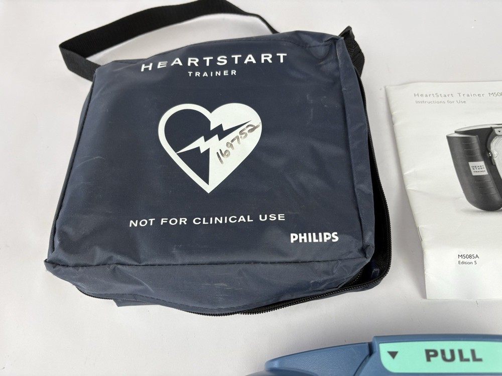 Philips HeartStart TRAINER HS1 AED SIMULATOR M5085A-ABA TRAINING used school