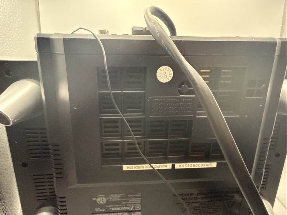 Emerson ES769 Executive Micro Stereo System - Tested Works Great