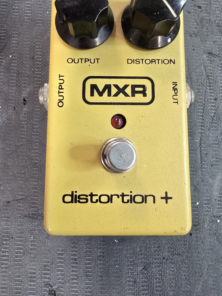 MXR Distortion Plus Vintage 1981 Guitar Effect Pedal