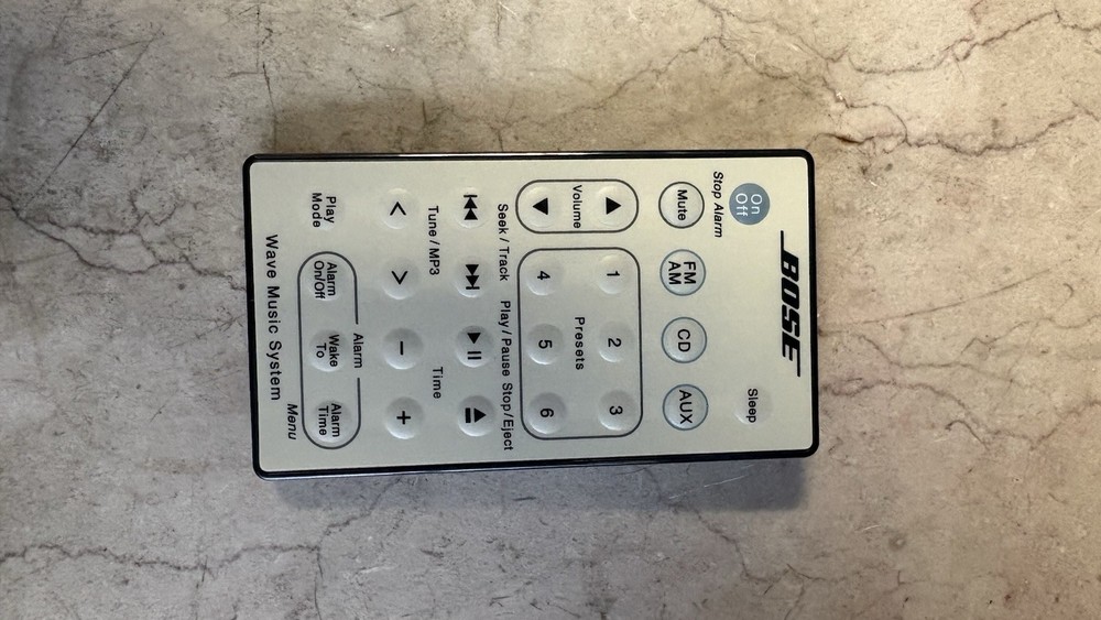 Bose AWRCC1 Wave Music System & Remote* Nice!*