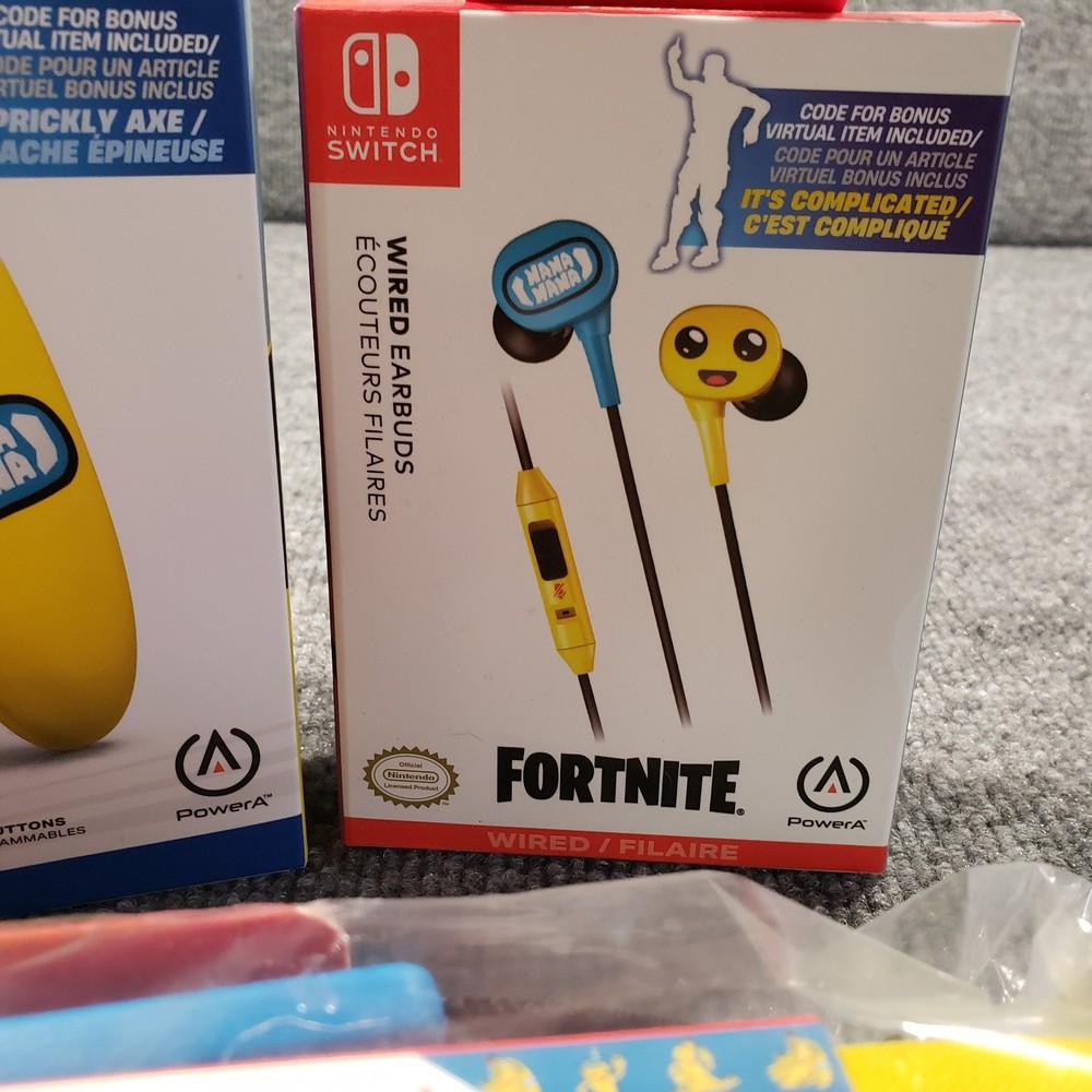 Fortnite Nintendo Switch Peely Bundle Case Controller Headphone Sealed w/ Codes
