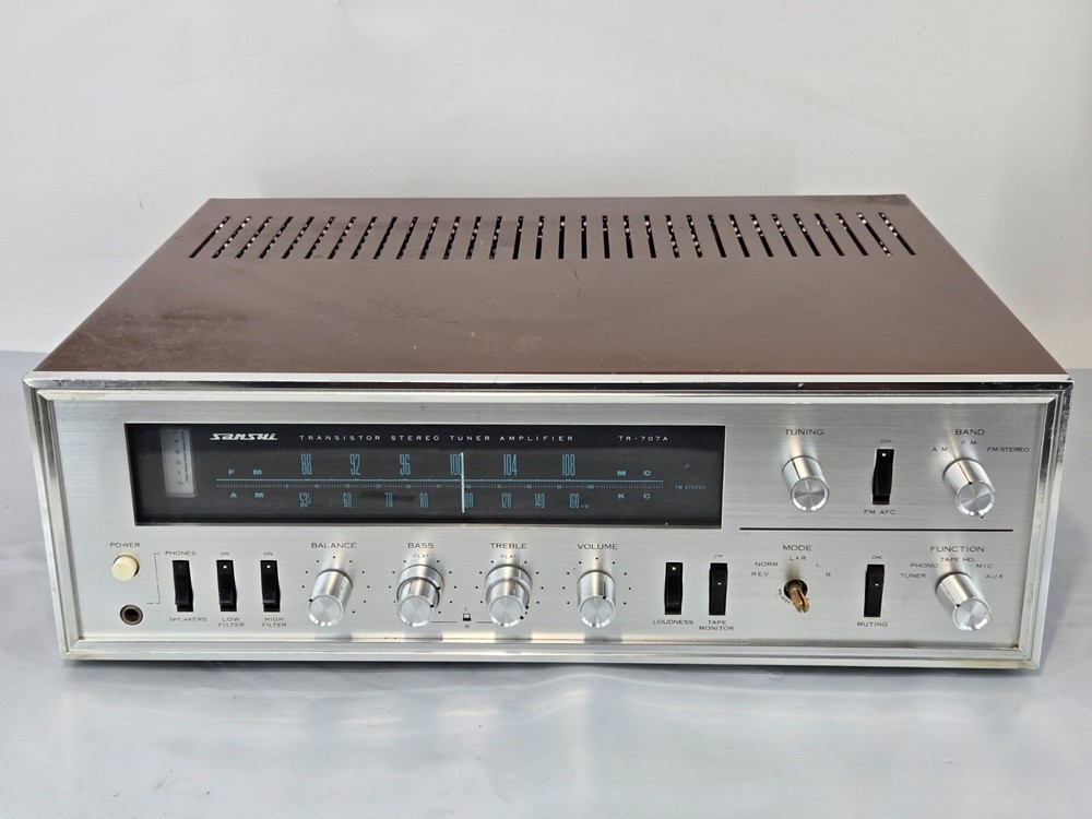 Sansui TR-707A Transistor Stereo AM/FM Tuner Amplifier