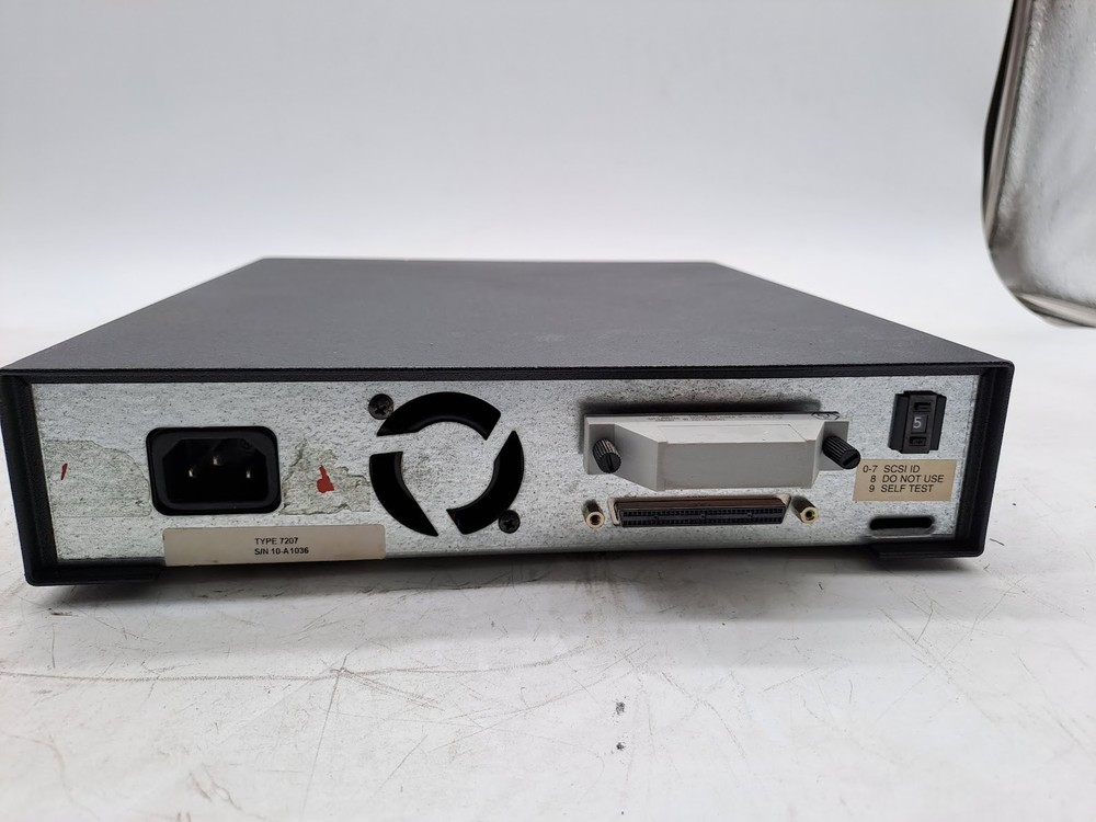 IBM 7207-122 External SCSI Drive