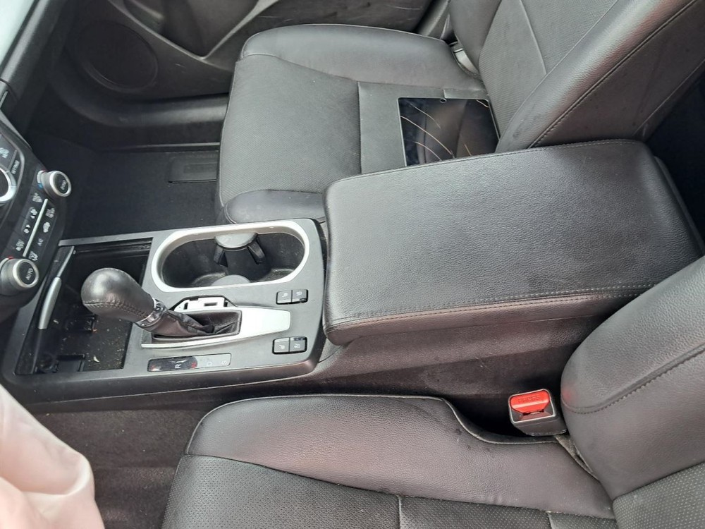 RDX 2017 Glove Box 4738630