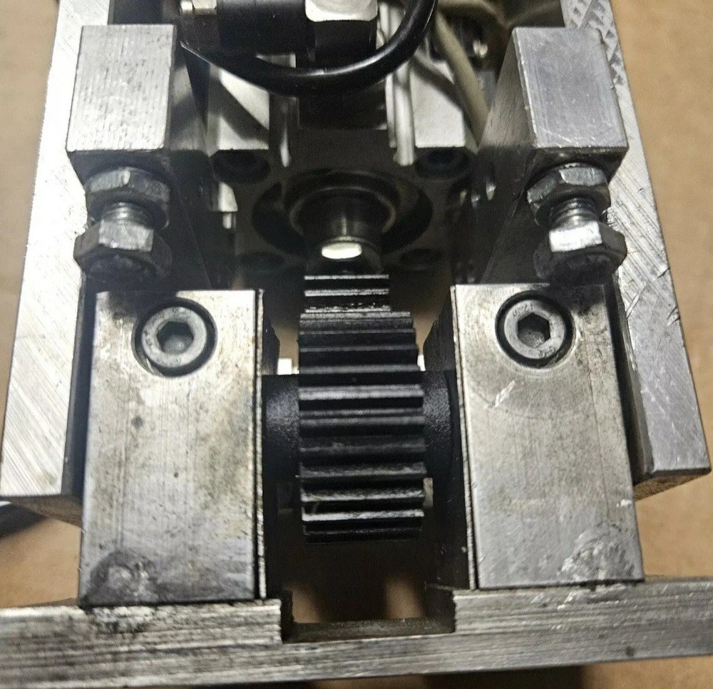 Geiger Handling Rotary Module C-Axis