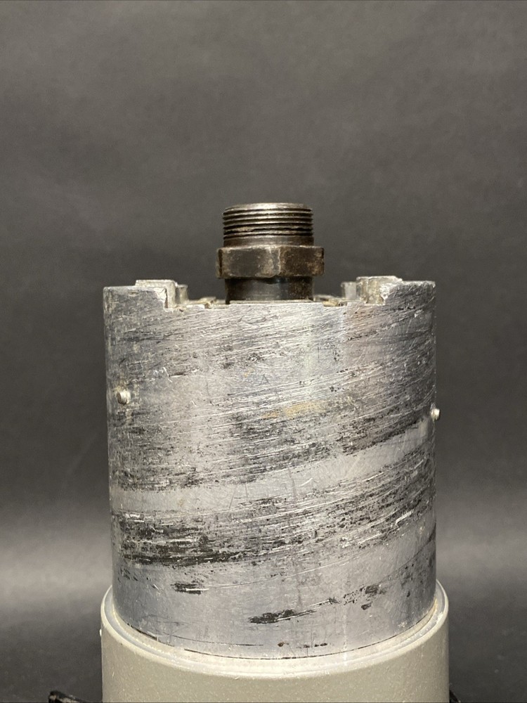 Porter Cable Model 6902 type 5 Router Without Base Motor Only Y9