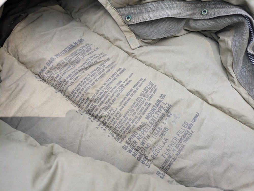 M-1949 U.S. Army Feather Filled Sleeping Bag Regular [READ]