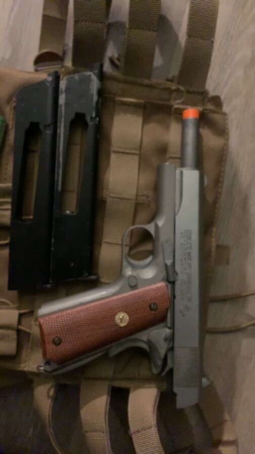 Airsoft Gun / Gear Bundle