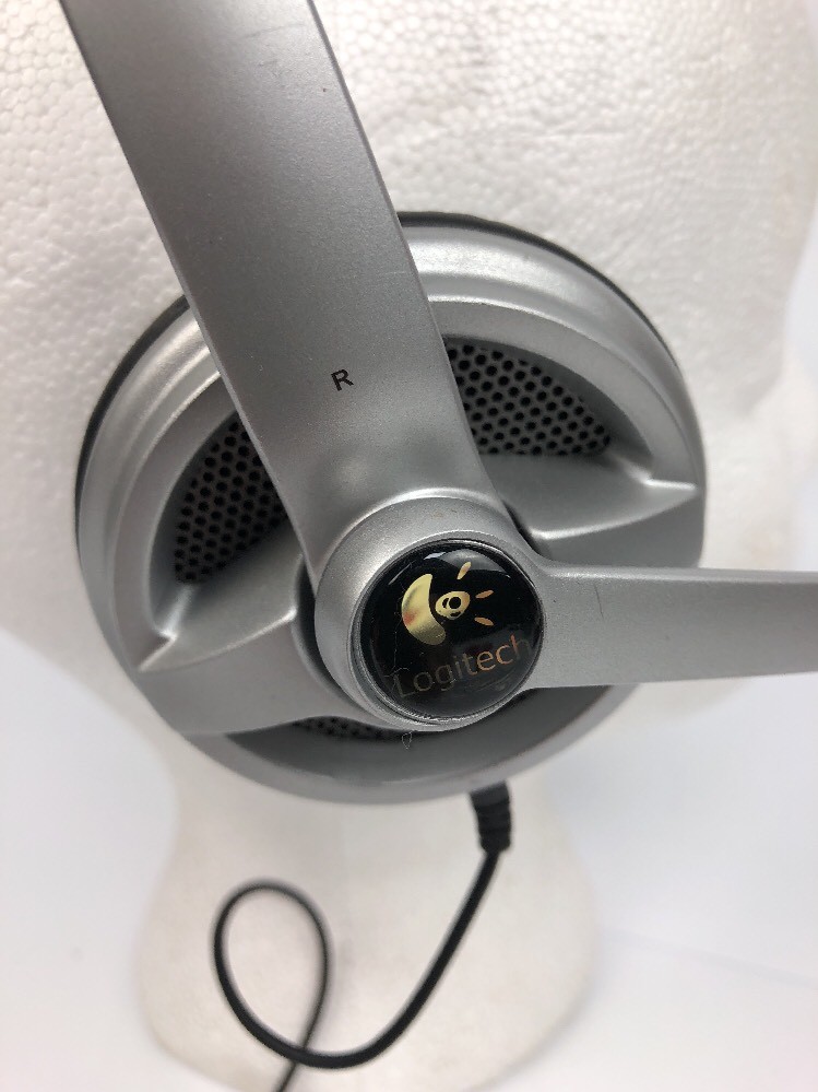 Logitech Premium STEREO Headset w/Microphone & Volume Control Brand NEW