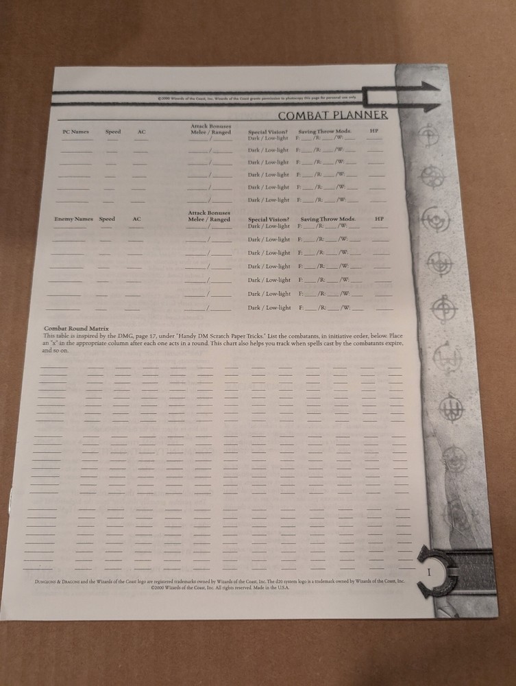 Dungeon Master's Screen & Combat Planner Dungeons & Dragons D and D 3E Nice!