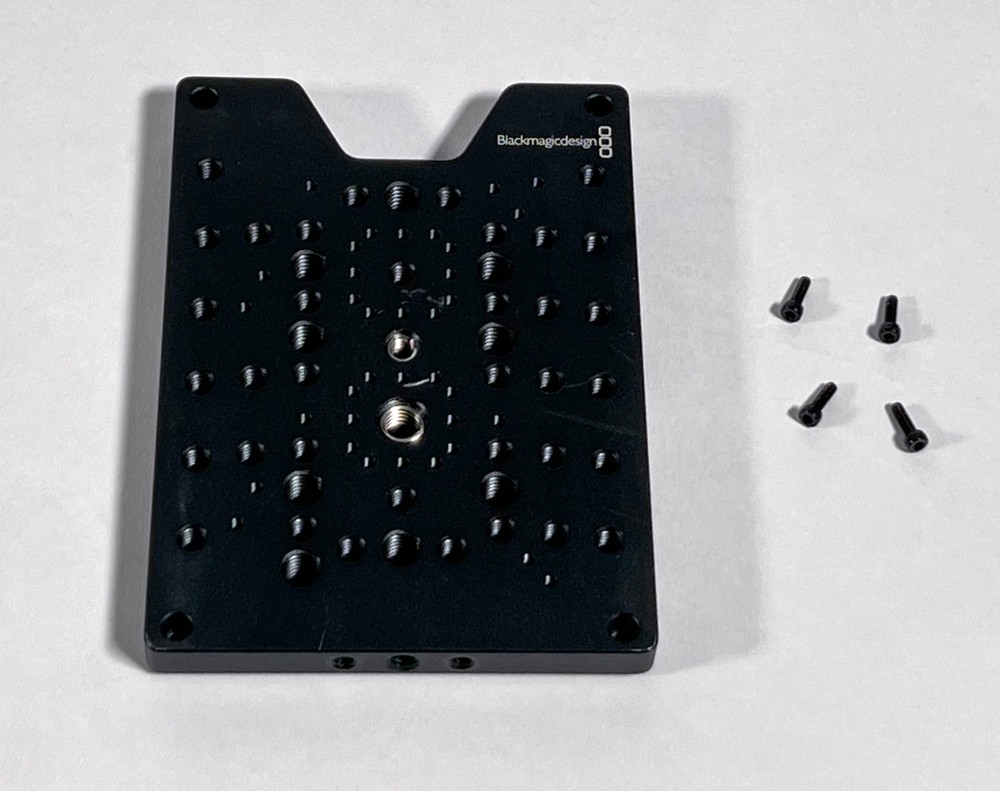 Blackmagic Design HyperDeck Shuttle with Mounting Plate and DIN to SDI Cables