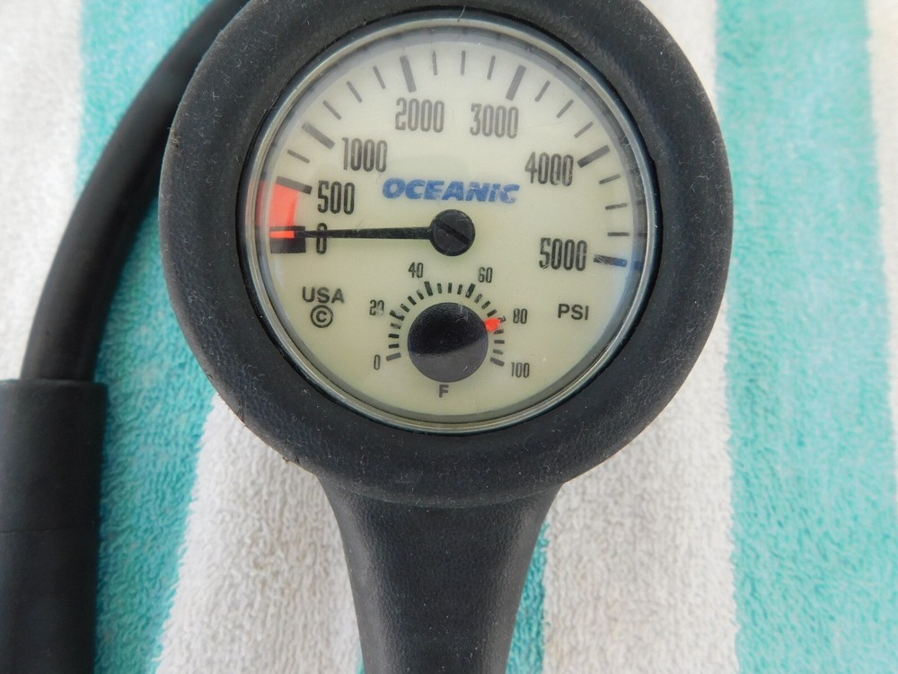 Computer Console Oceanic Excellent, late model, ( read all details )