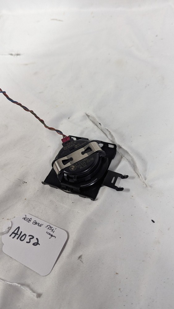 2008 BMW 535i (E60) FRONT WINDSHIELD RAIN WATER SOLAR LIGHT SENSOR MODULE (RLS)