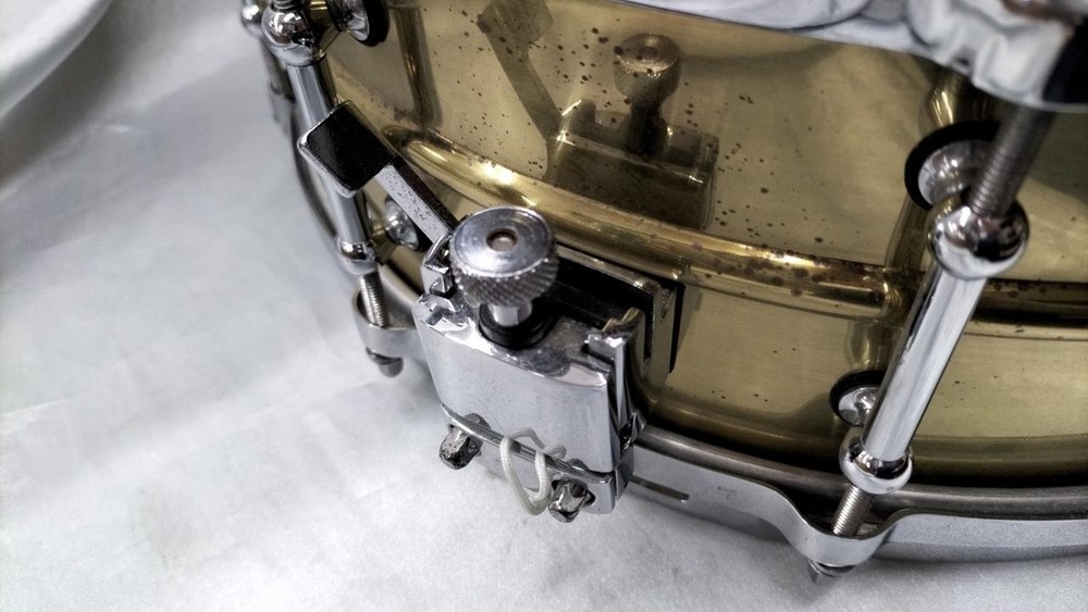 JUG BRASS metal snare