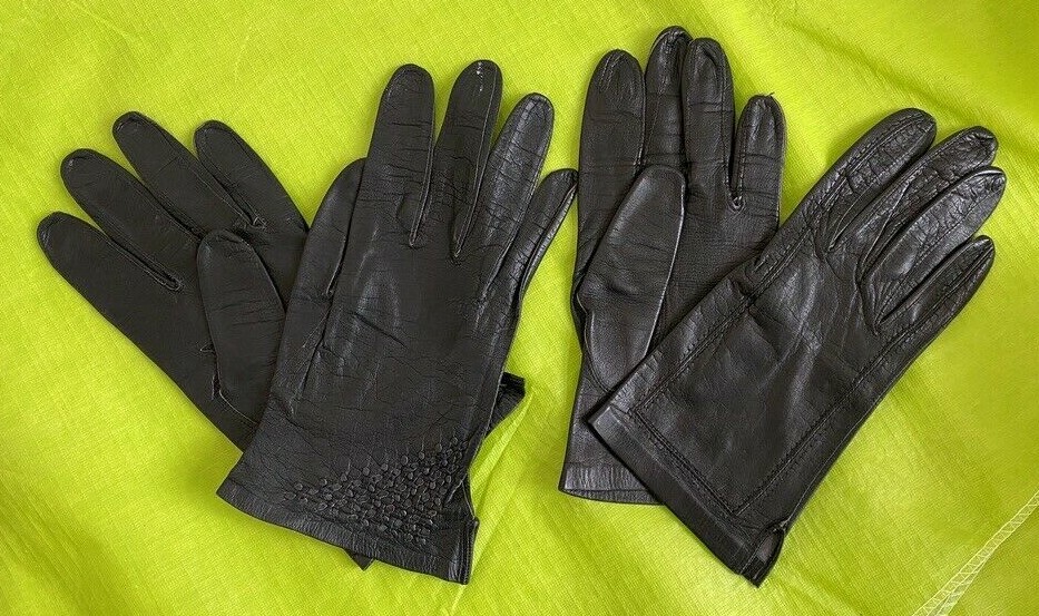 Womens Black Leather Size 7.5 Two Pair Black