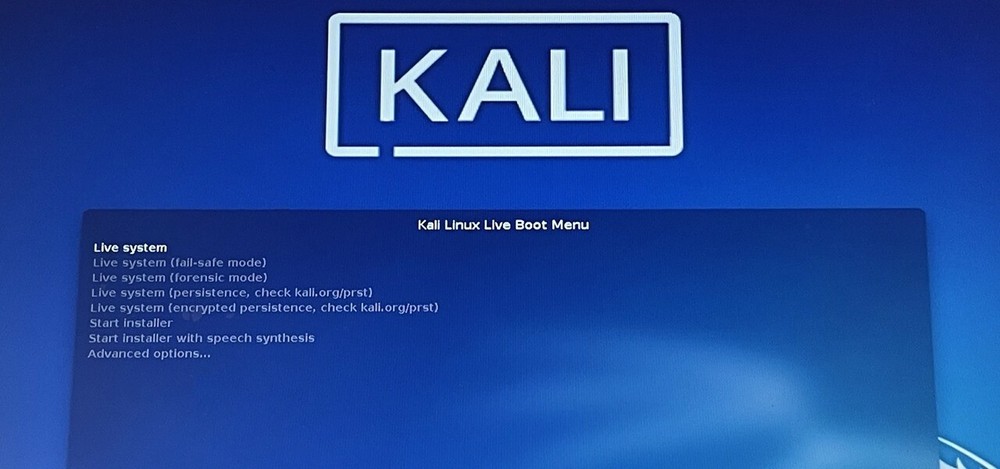 Kali Linux 2023.3 Bootable Install, USB 3.0, Live OS, Pentesting, Cybersecurity