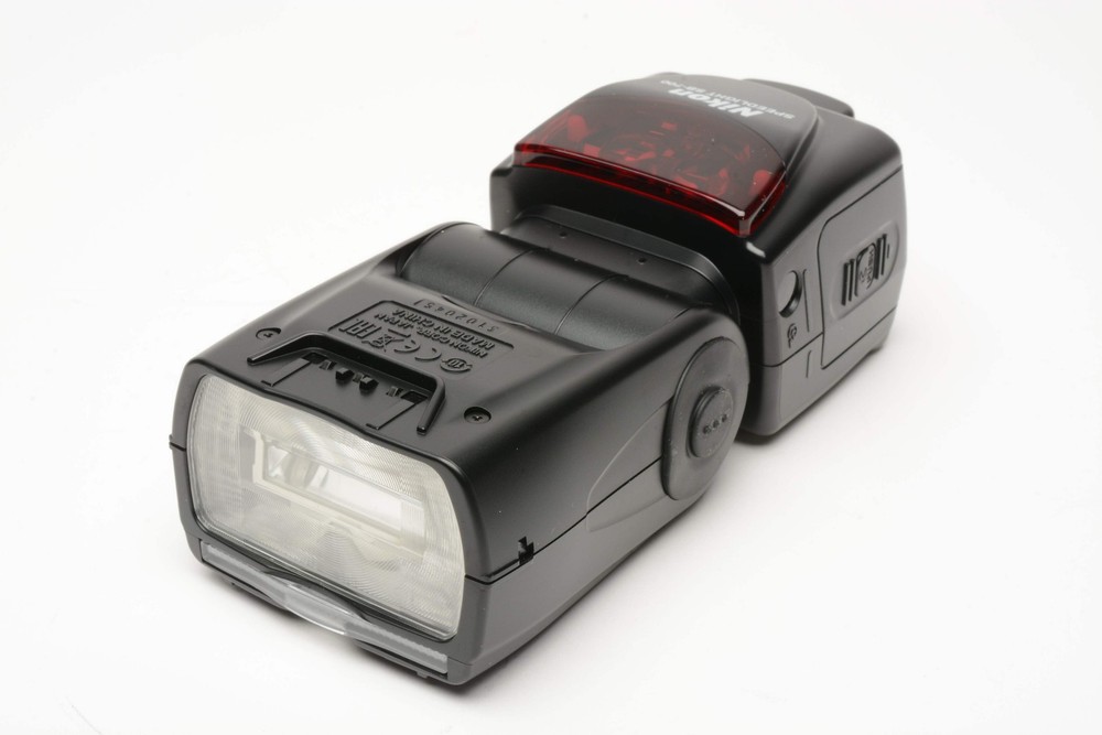 Nikon SB-700 Speedlight flash, Mint-, filters, stand, diffuser, Great!