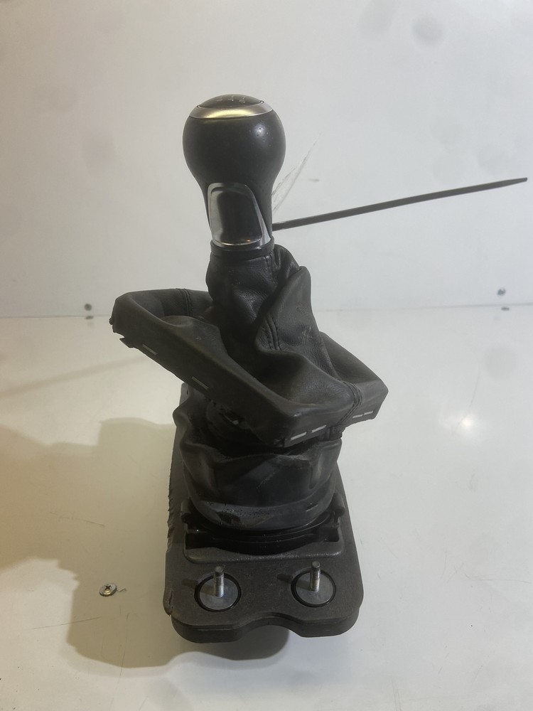 Audi A4 B8 2.0 TDI 2007-2012 - GEARSTICK K7