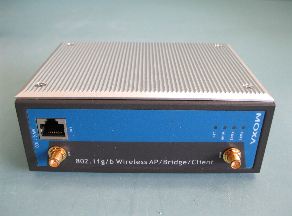 MOXA AWK-1100-US Wireless Access Point/Bridge/AP Client NEW G7