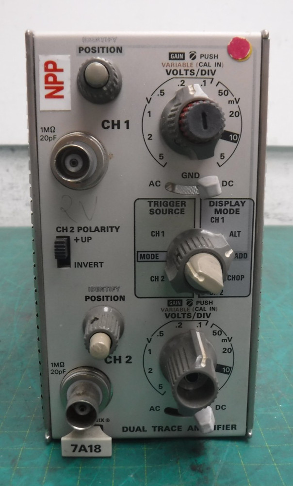 Tektronix 7A18 Dual Trace Amplifier Plug In