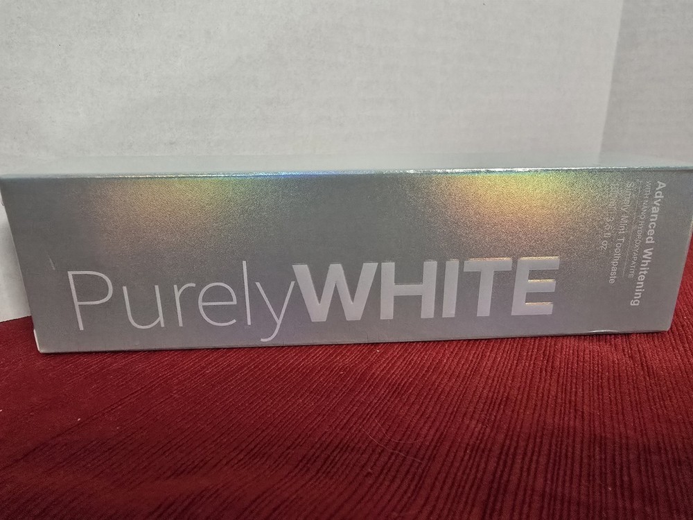 PurelyWHITE - Mint Toothpaste - Advanced Whitening  100ml/3.5 Oz
