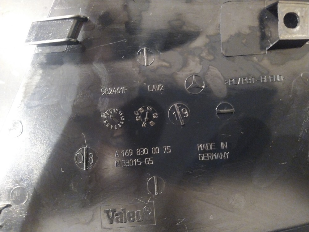 A Class W169 Front Windsreen drain cover Drivers Side