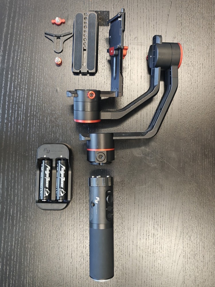 FeiyuTech a2000 Gimbal Stabilizer for DSLR/Mirrorless Camera