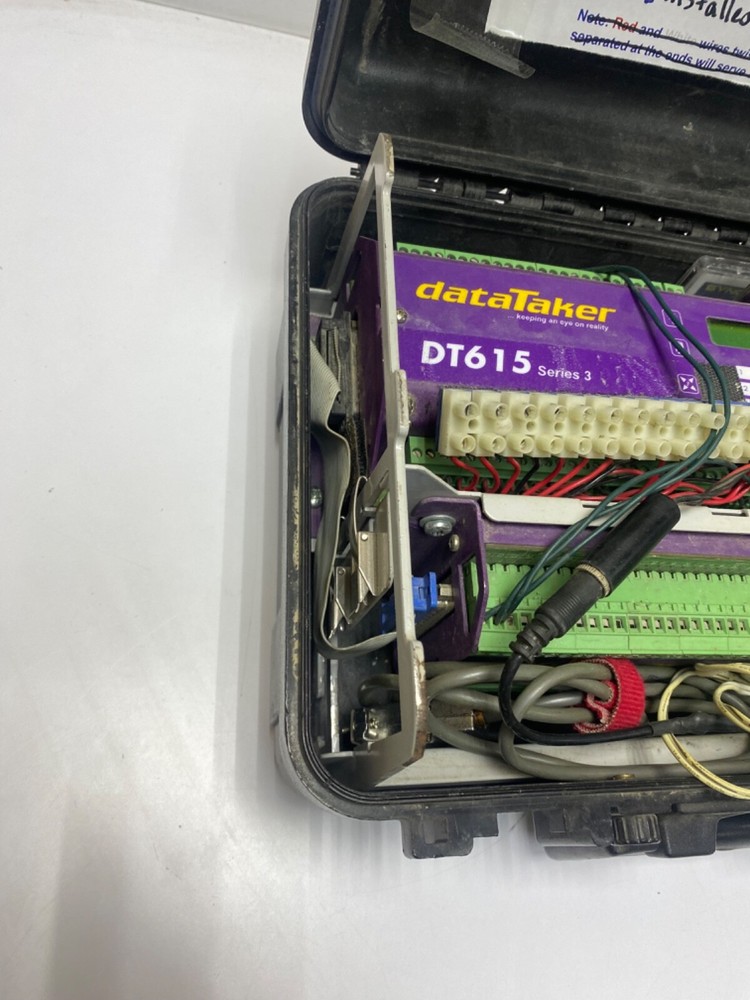 datataker dt615 seires 3 with case