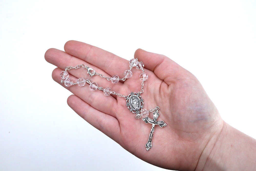 Silver Tone Miraculous Medal Faceted Clear Glass Prayer Bead Auto Rosary 7.5 In
