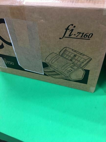 OPEN BOX/Store Display Fujitsu fi-7160 Color Scanner!