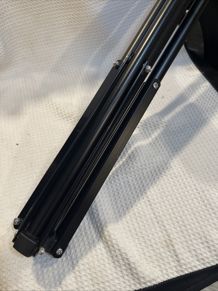 VF Studio Systems W803 Light Stand New Excellent Condition!!