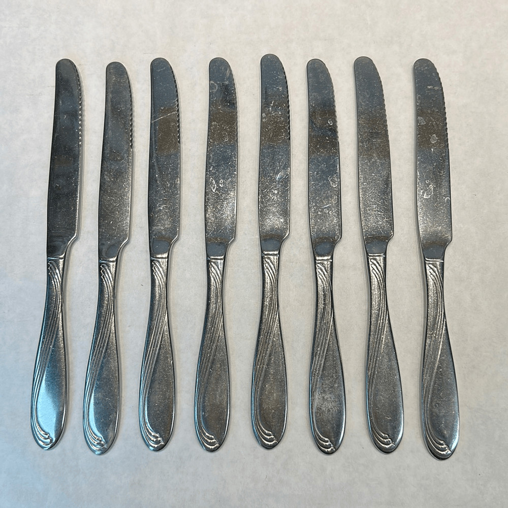 Oneida Stainless Dinner Knife Scroll Pattern Lot Set 8 Knives