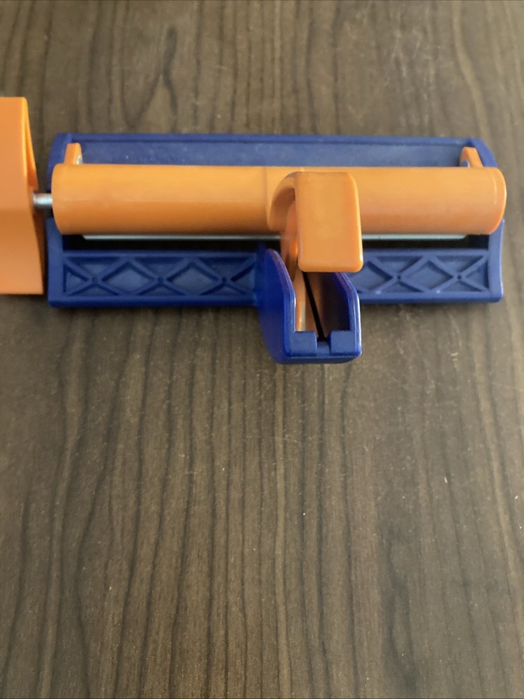 Fiskars Paper Crimper Tool roller