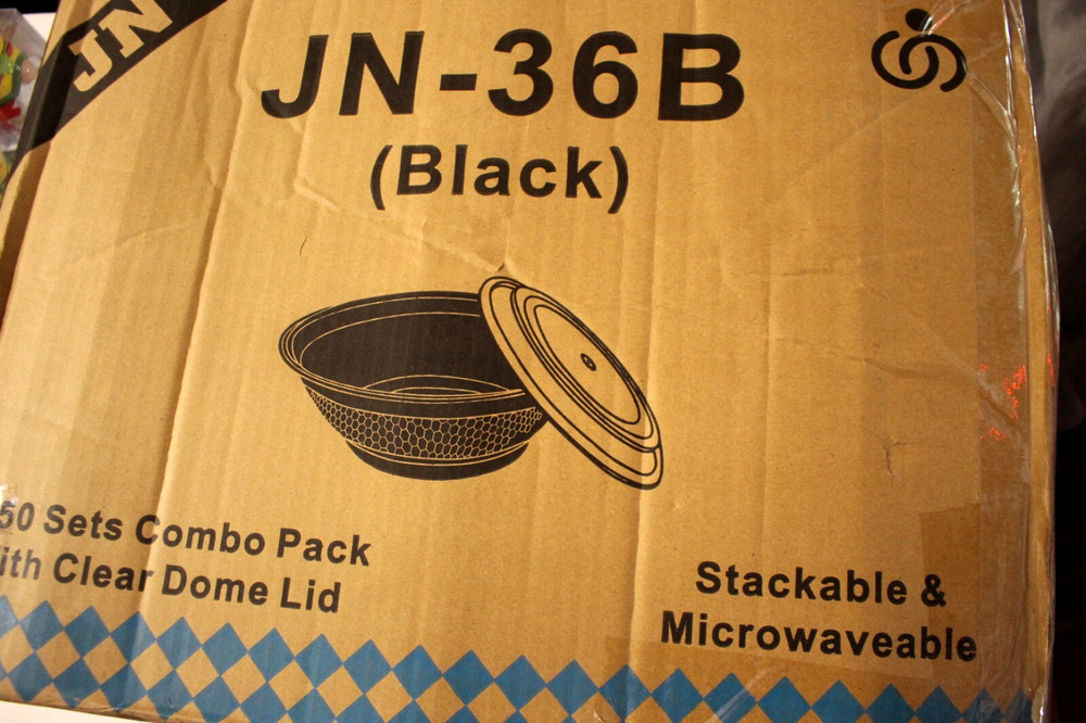 JN036B 150 SETS COMBO PACK BLACK BOWL / CLEAR DOME LID STACKABLE MICROWAVEABLE