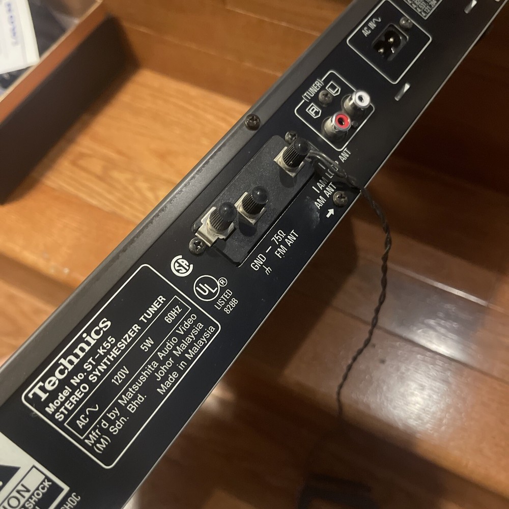 Technics Model ST-K55 Stereo Digital Synthesizer Tuner