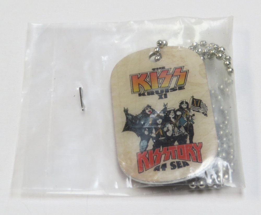 EXCLUSIVE ARTIST  -   KISS KRUISE XI OFFICER RANK PERFORMER DOG TAG