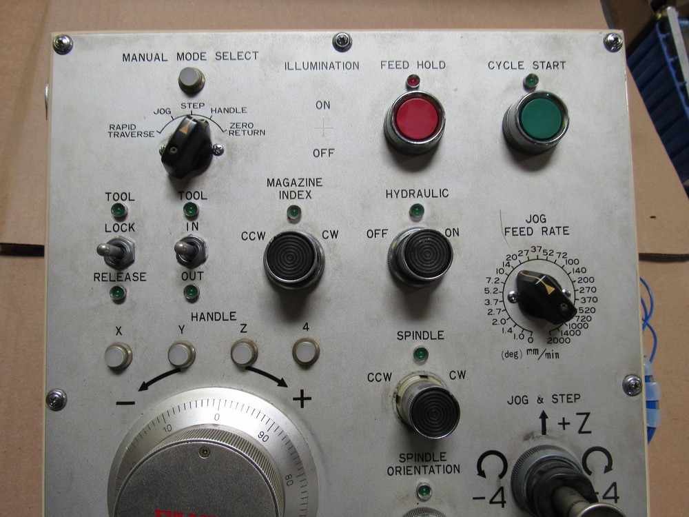 FANUC OPERATOR CONTROL PANEL W/ PULSE GENERATOR A860-0200-T021 FR VMC W/ 6M