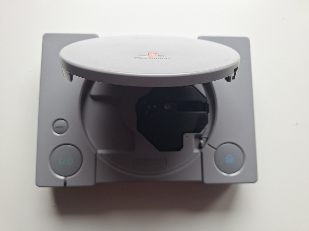 PLAYSTATION 1 PS1 SCPH-7002 PAL ORIGINAL CONSOLE COMPLETE MEMORY CAR CONTROLLER