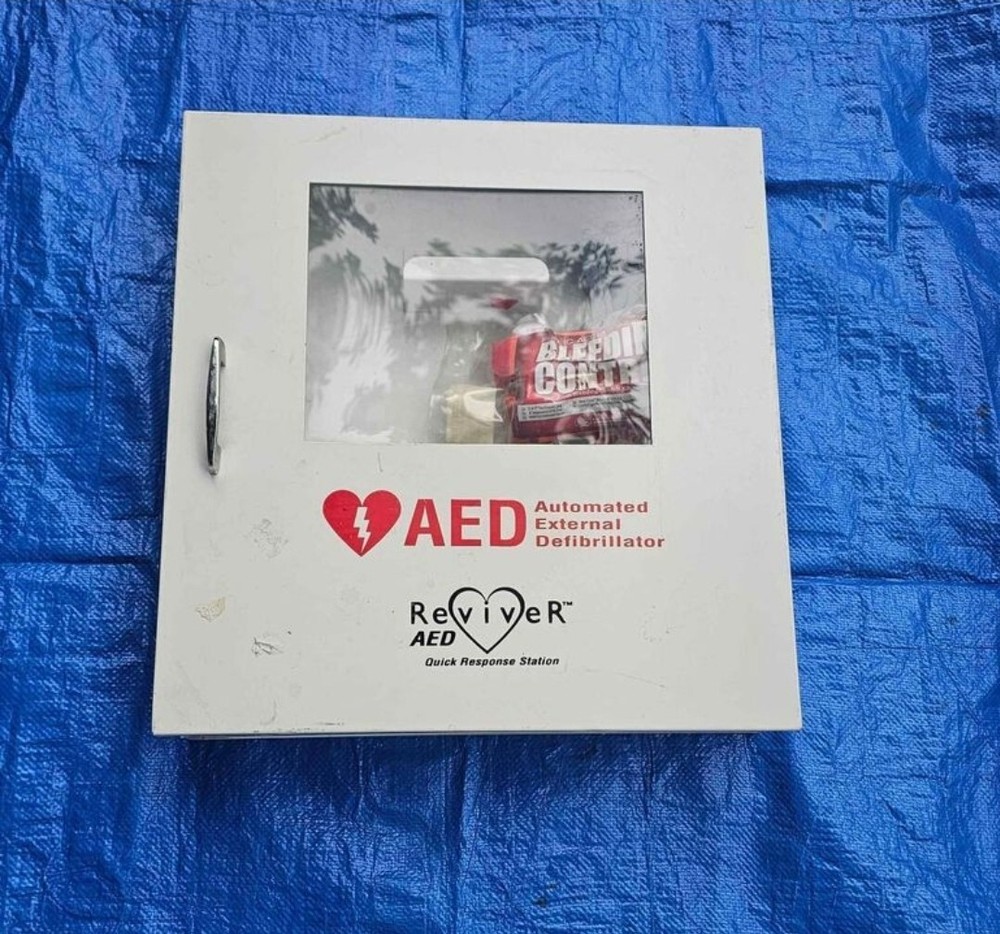AED Defibrillator Cabinet