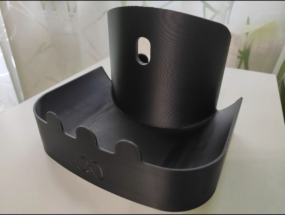 Meta Quest 3 Virtual Headset Holder Display Stand Storage Holds 2 Controllers