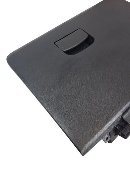 86 2017 Glove Box 594049