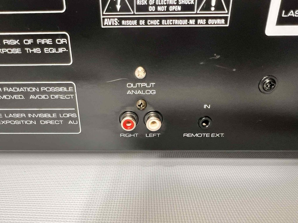 Rotel Compact Disc Changer RCC-945 6-Disc Shuttle System (NO REMOTE CONTROL)