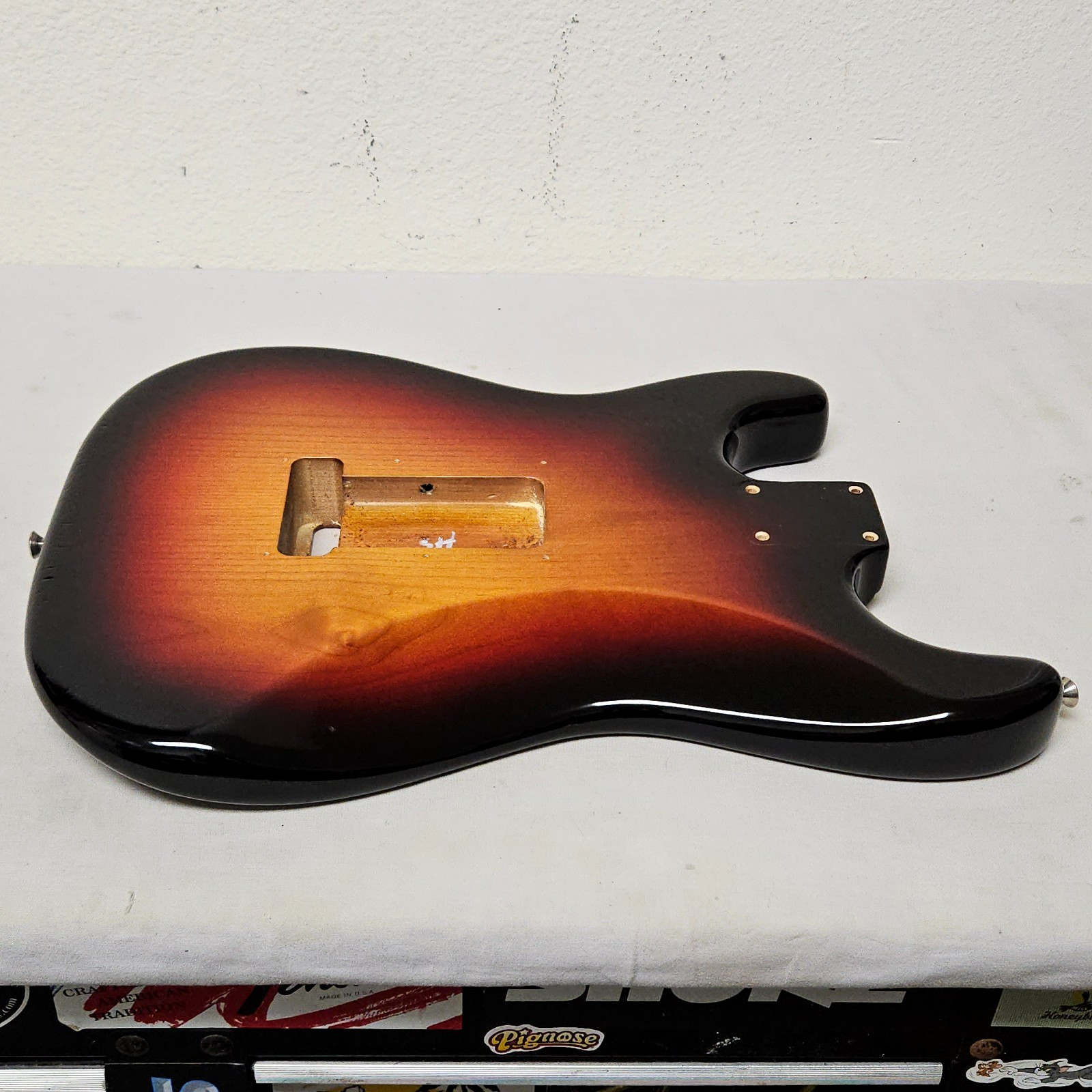 2009 Fender American Special Strat Body 3-Tone Sunburst USA Stratocaster Guitar