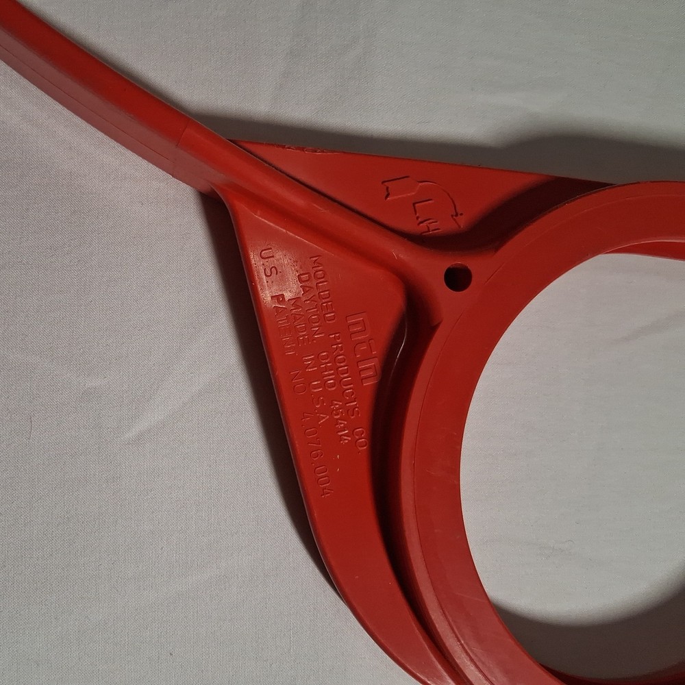 MTM EZ-Throw Clay Thrower Red Used