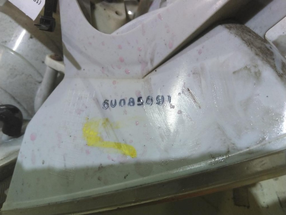 For 2003 VOLVO VNL HEADLIGHT Left , OH