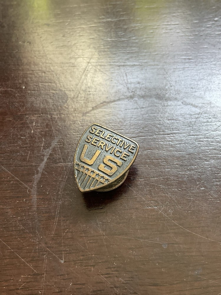 WWI US Selective Service Draft Board Member Lapel Button Device- lg412