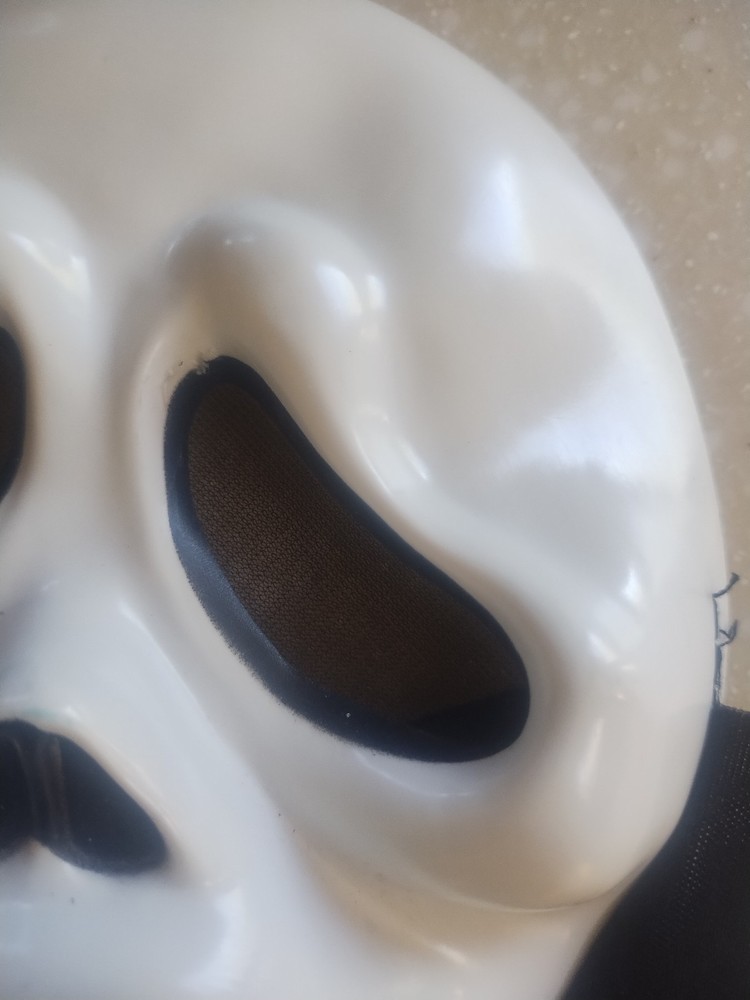 Vtg Scream Ghostface Mask Easter Unlimited Inc