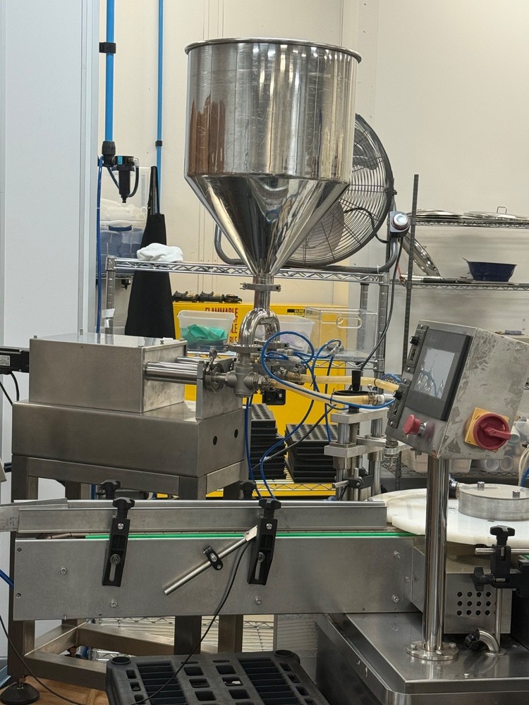 Automatic Liquid Filling and Capping Machine – MACHINE NAME - UNSCRAMBLE